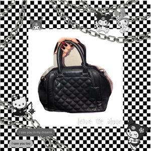 Forever 21 black handbag 🖤🔗⛓